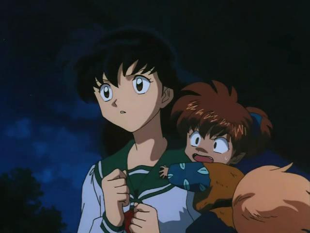 Otaku Gallery  / Anime e Manga / Inu-Yasha / Screen Shots / Episodi / 013 - L`enigma della luna nuova! Inuyasha dai capelli neri! / 090.jpg